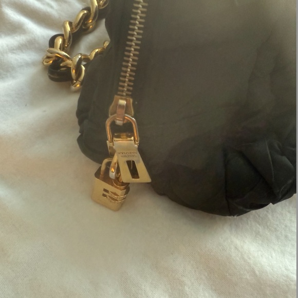 PRADA BAG - Picture 4 of 8